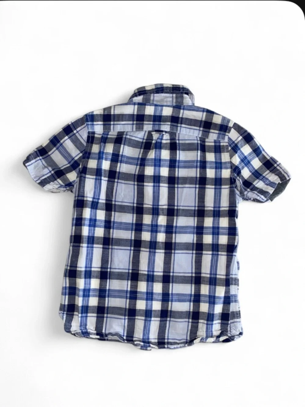 GAP Blue and White Plaid Short Sleeve Shirt